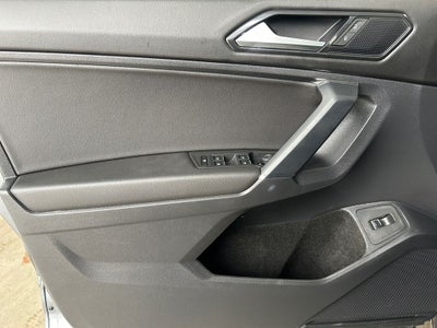 2018 Volkswagen Tiguan 2.0T SEL 4Motion