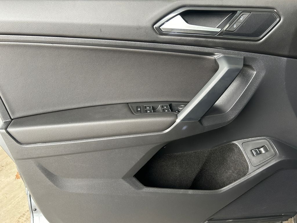 2018 Volkswagen Tiguan 2.0T SEL 4Motion