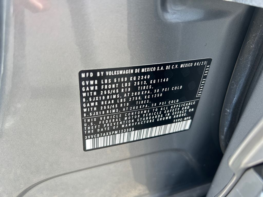 2023 Volkswagen Tiguan 2.0T SE R-Line Black