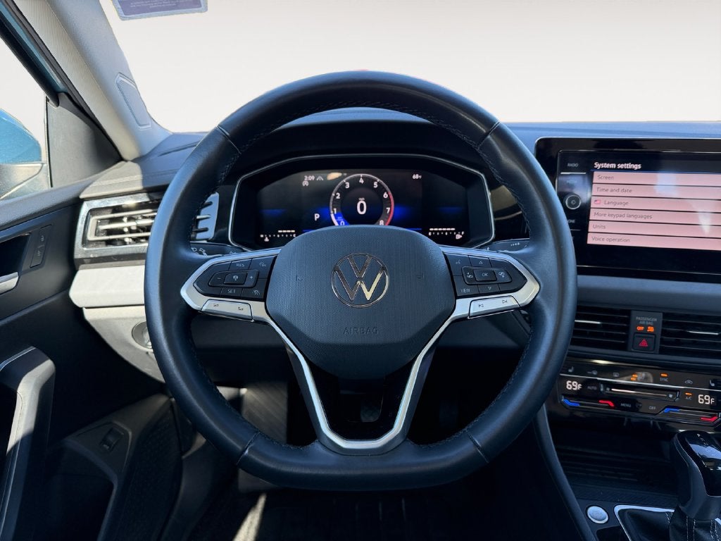 2025 Volkswagen Jetta 1.5T SE