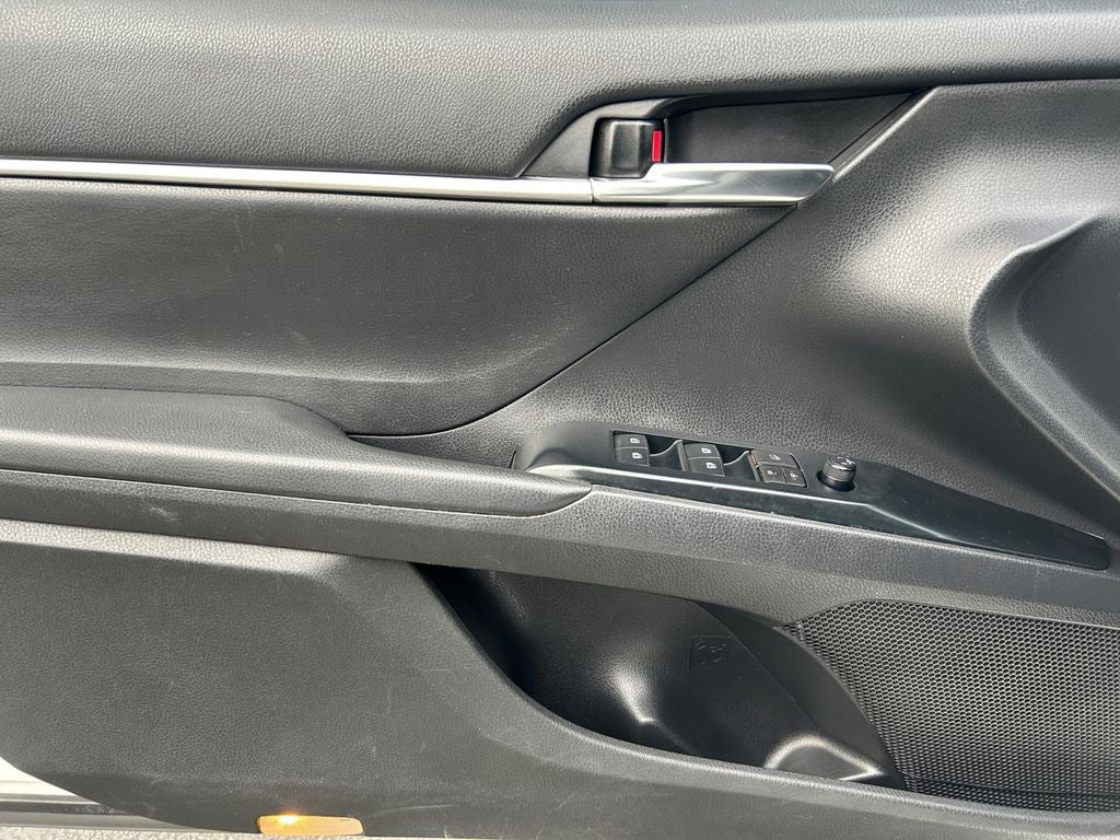 2019 Toyota Camry Hybrid SE