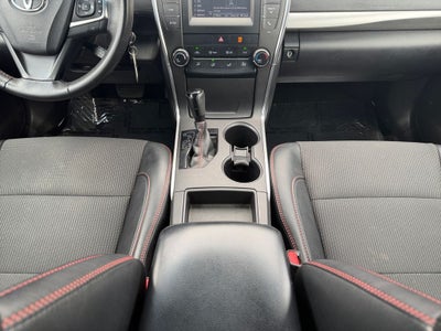 2017 Toyota Camry SE