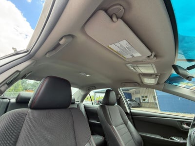 2017 Toyota Camry SE
