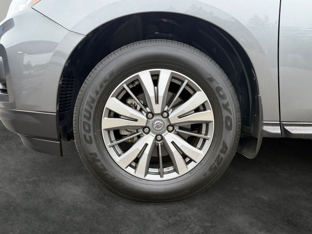 2020 Nissan Pathfinder S
