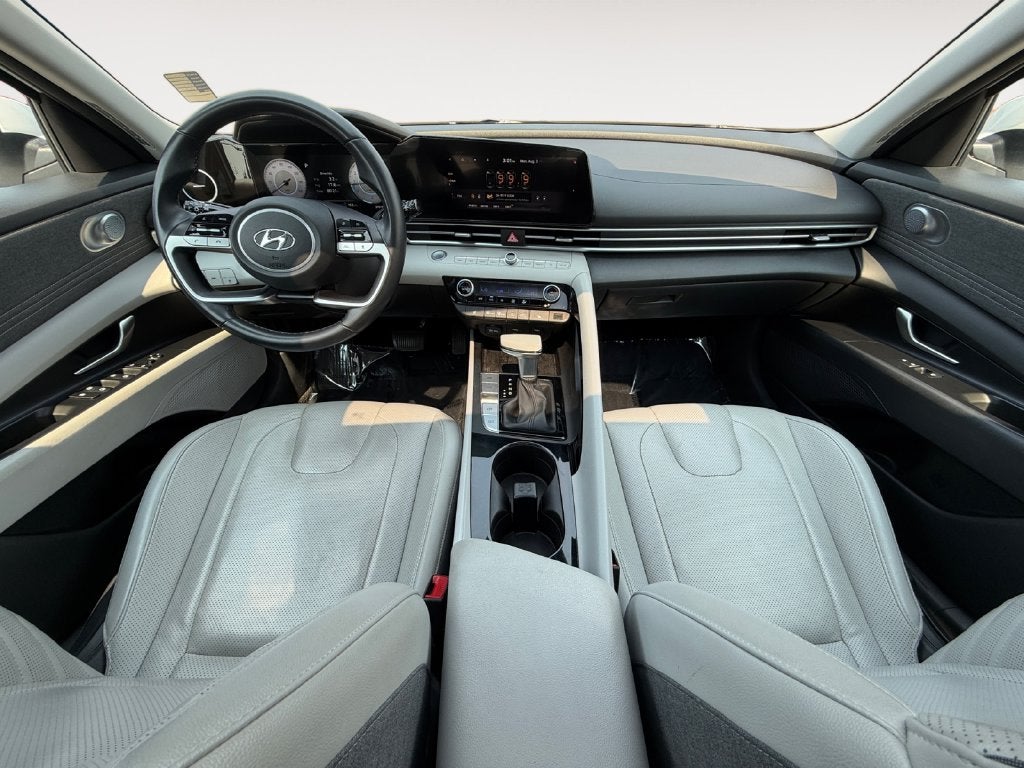 2021 Hyundai Elantra Limited
