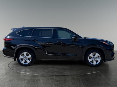 2021 Toyota Highlander LE