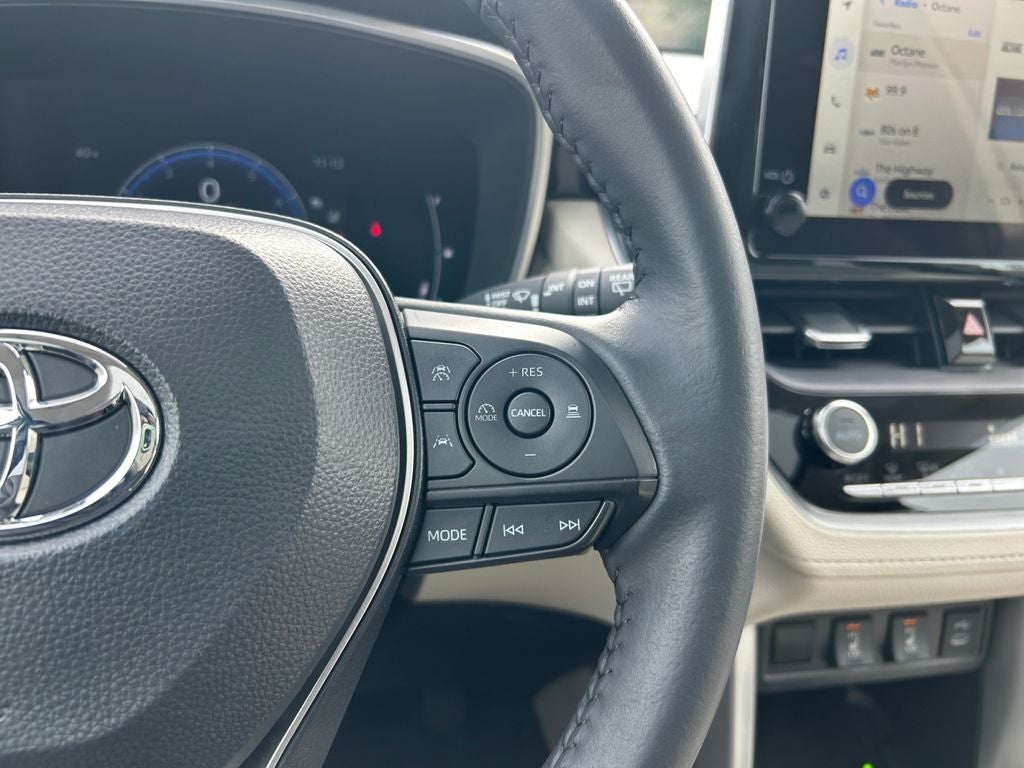 2024 Toyota Corolla Cross XLE