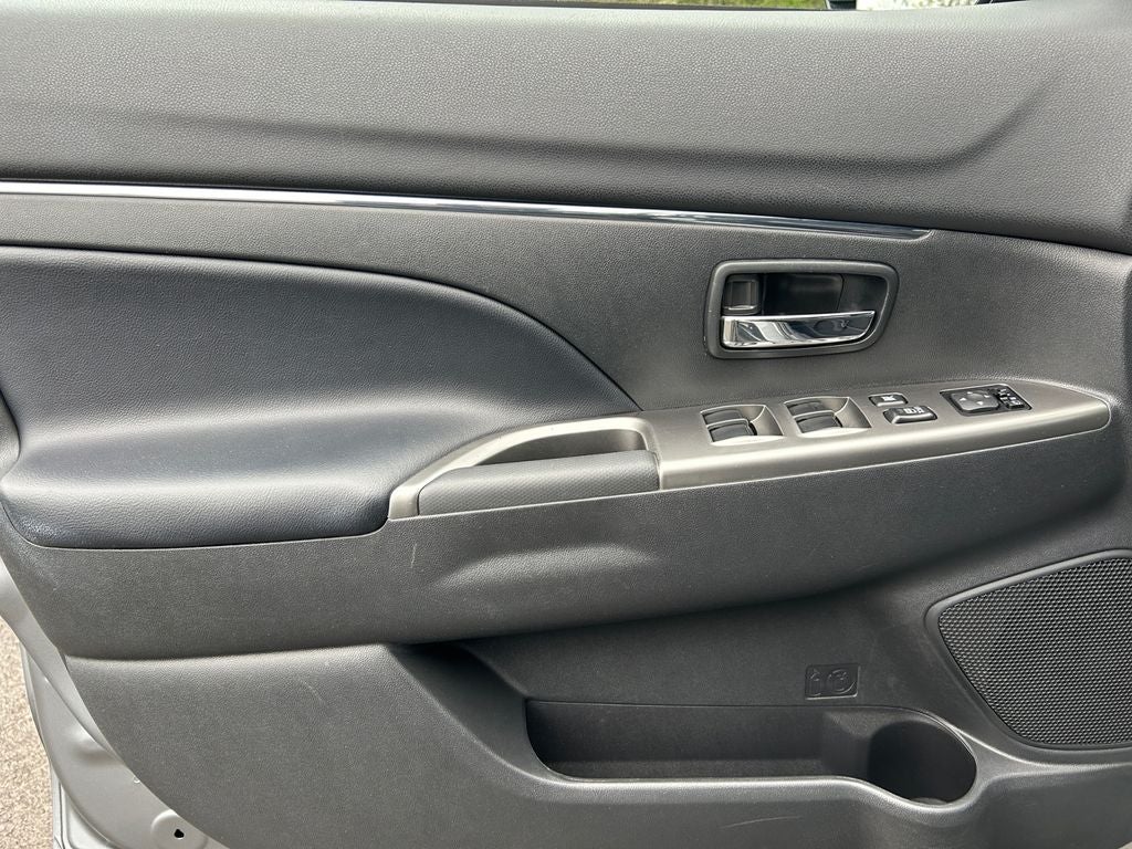2025 Mitsubishi Outlander Sport 2.0 SE