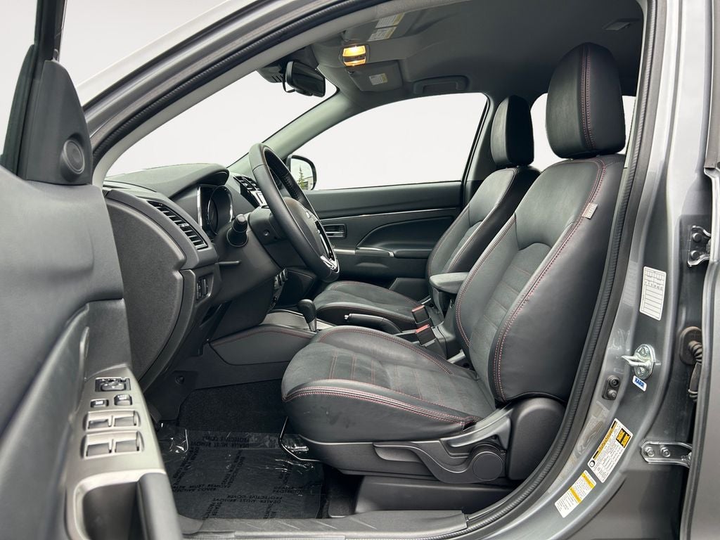 2025 Mitsubishi Outlander Sport 2.0 SE