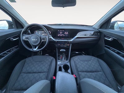 2022 Kia Niro LXS