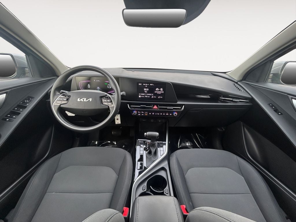2023 Kia Niro LX