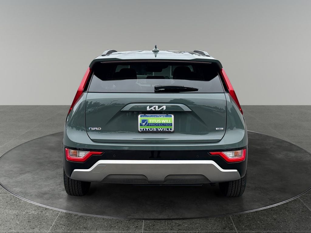 2023 Kia Niro SX