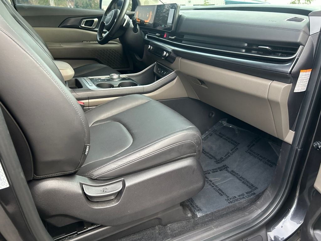 2025 Kia Carnival Hybrid LXS