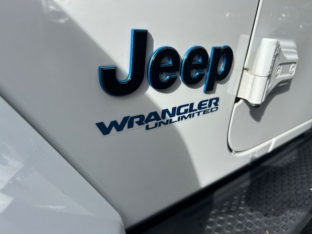 2022 Jeep Wrangler Unlimited Sahara High Altitude 4xe