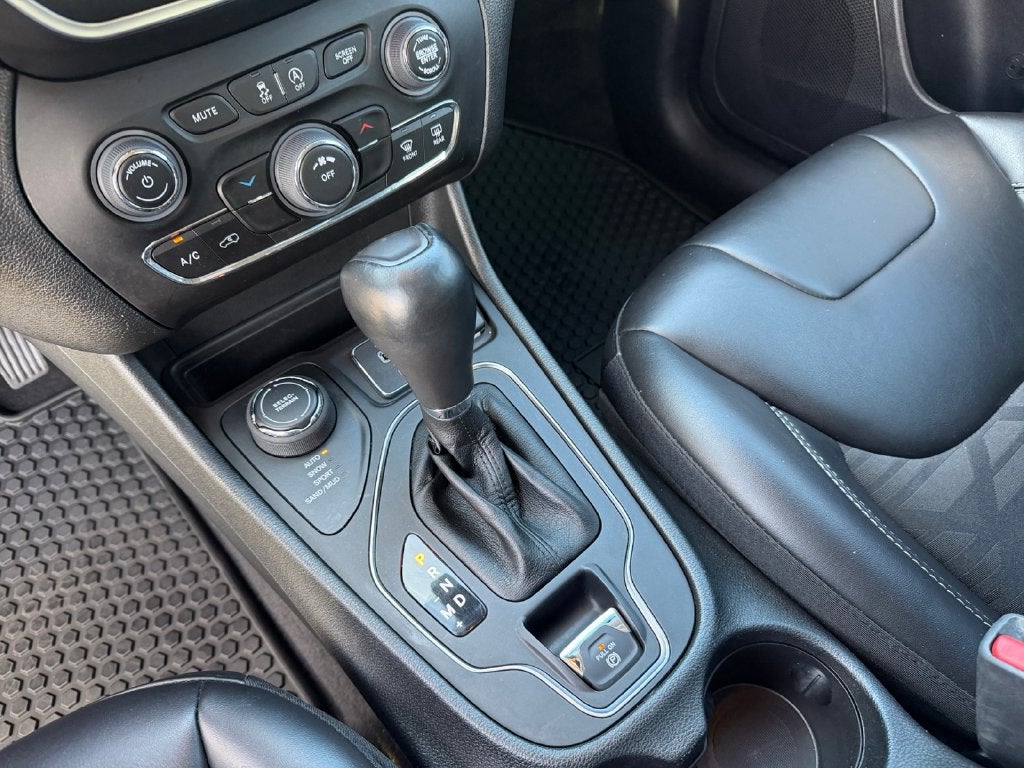 2022 Jeep Cherokee X