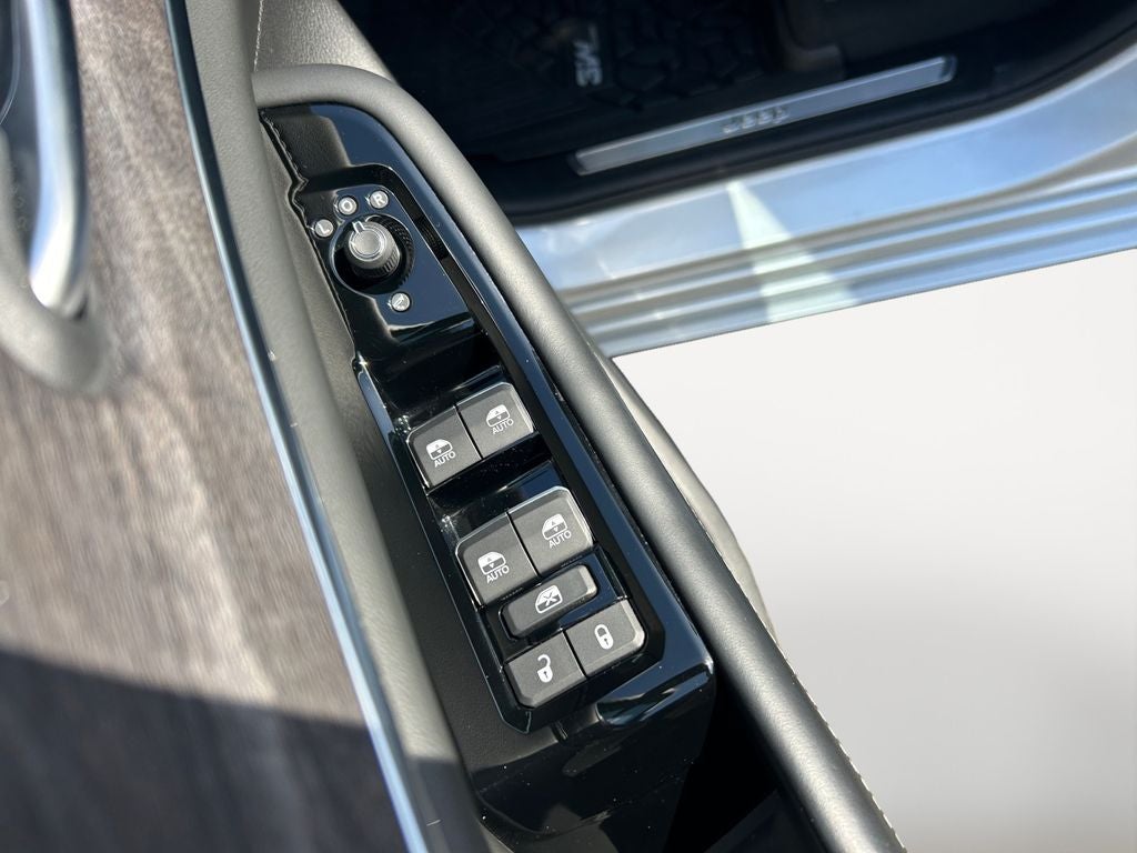 2023 Jeep Grand Cherokee Overland 4xe