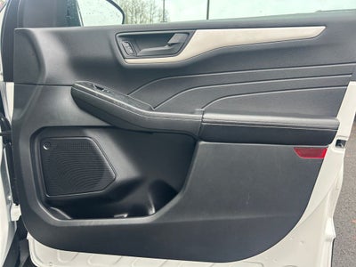 2022 Ford Escape SE Hybrid