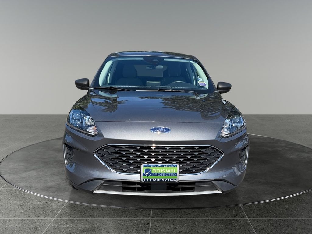 2022 Ford Escape Hybrid SE