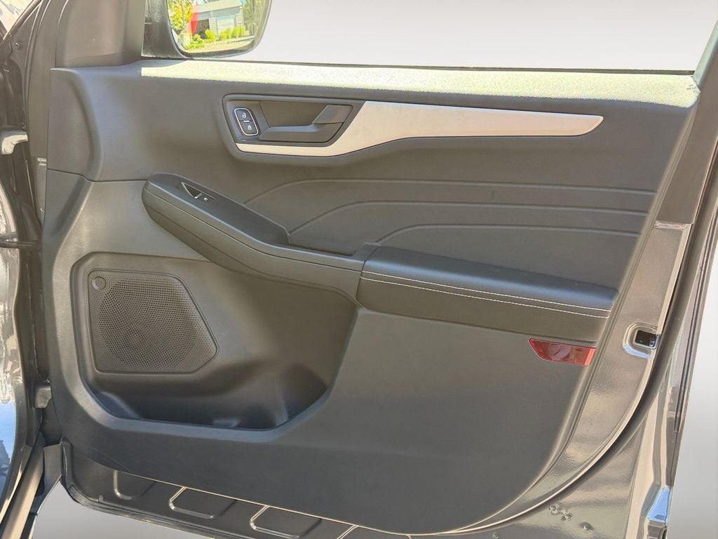 2022 Ford Escape Hybrid SE