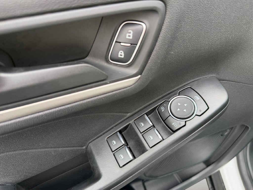 2022 Ford Escape Hybrid SE