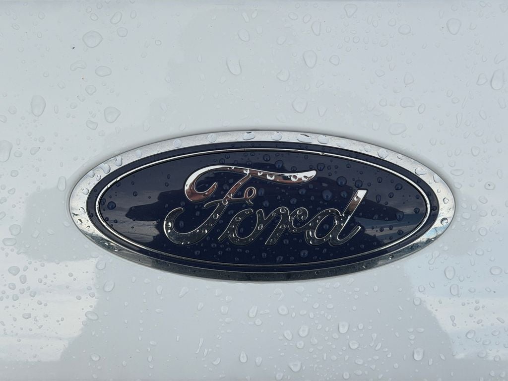 2022 Ford Escape Hybrid SE