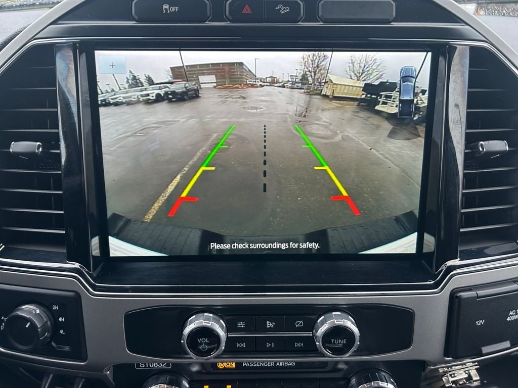 2022 Ford F-350SD Lariat