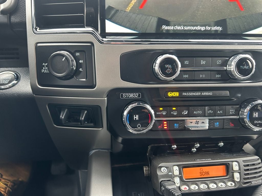 2022 Ford F-350SD Lariat