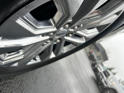 2025 Ford F-150 Lariat Hybrid