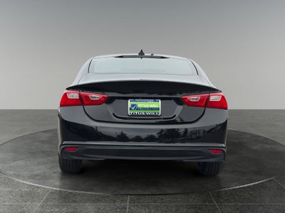 2017 Chevrolet Malibu LS 1LS