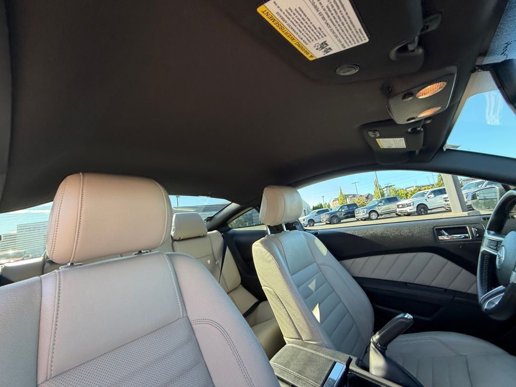 2012 Ford Mustang V6 Premium