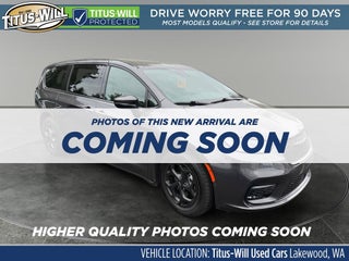 2023 Chrysler Pacifica Hybrid Touring L