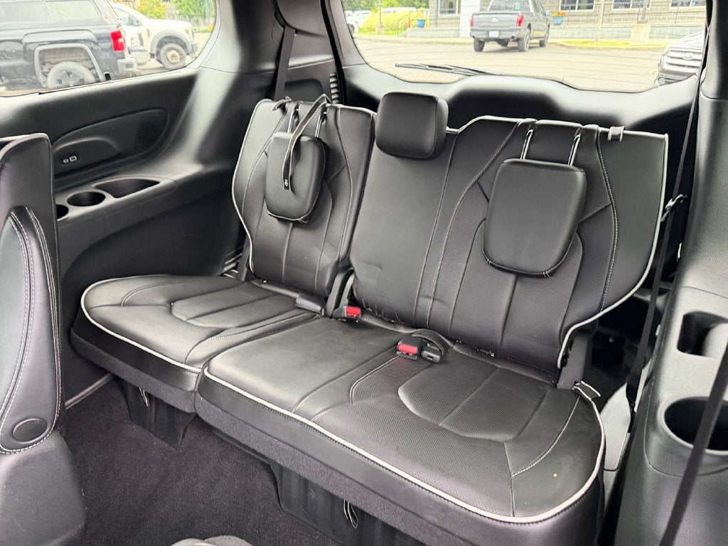 2023 Chrysler Pacifica Hybrid Limited