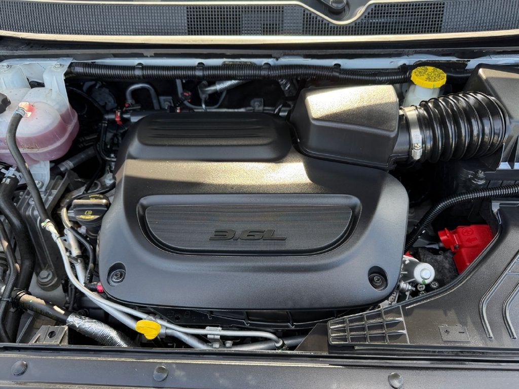 2024 Chrysler Pacifica Limited AWD