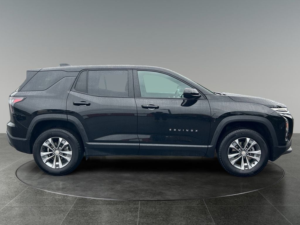 2025 Chevrolet Equinox LT - Photo 11