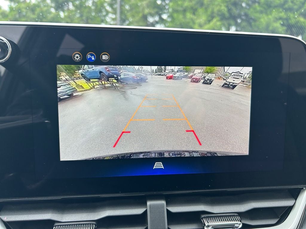 2025 Chevrolet Equinox LT - Photo 18