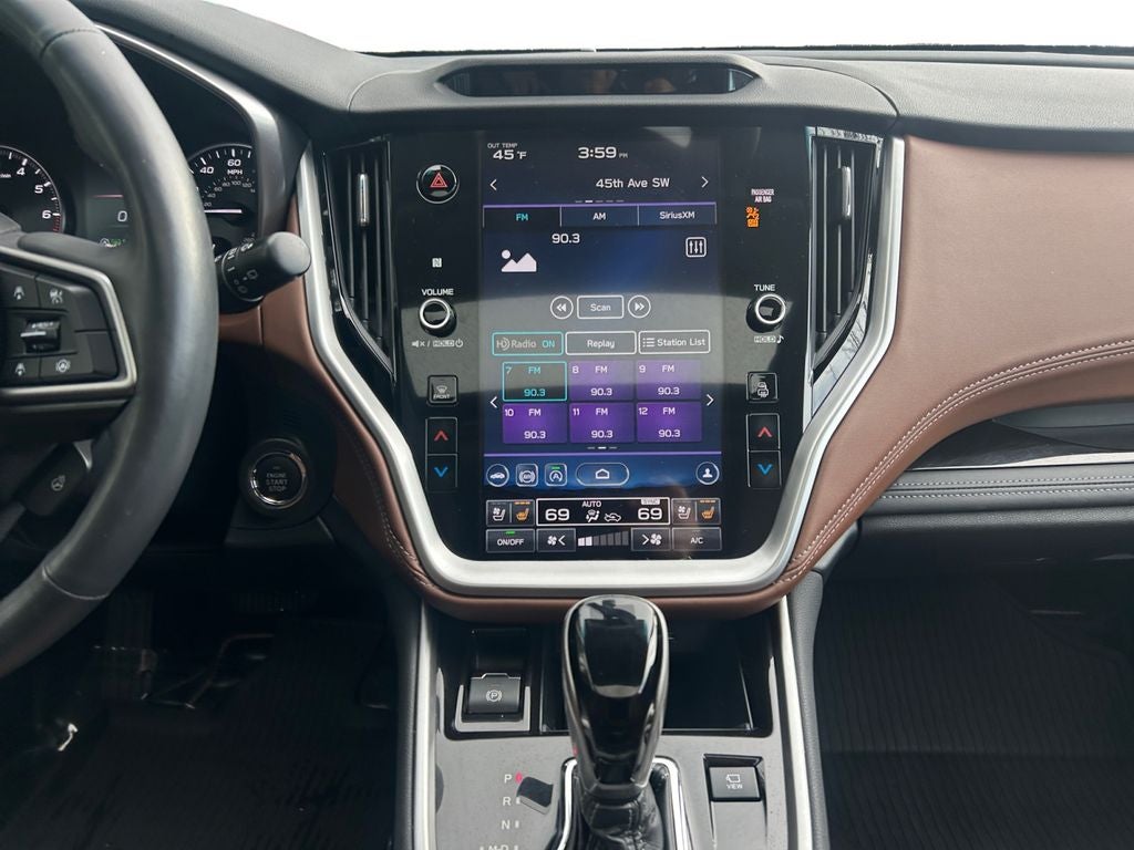 2022 Subaru Outback Touring XT