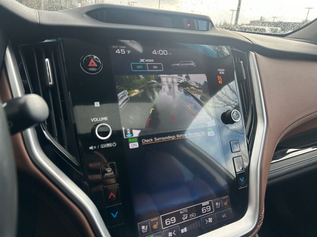 2022 Subaru Outback Touring XT