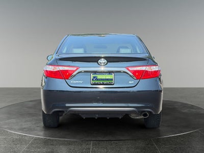 2016 Toyota Camry SE
