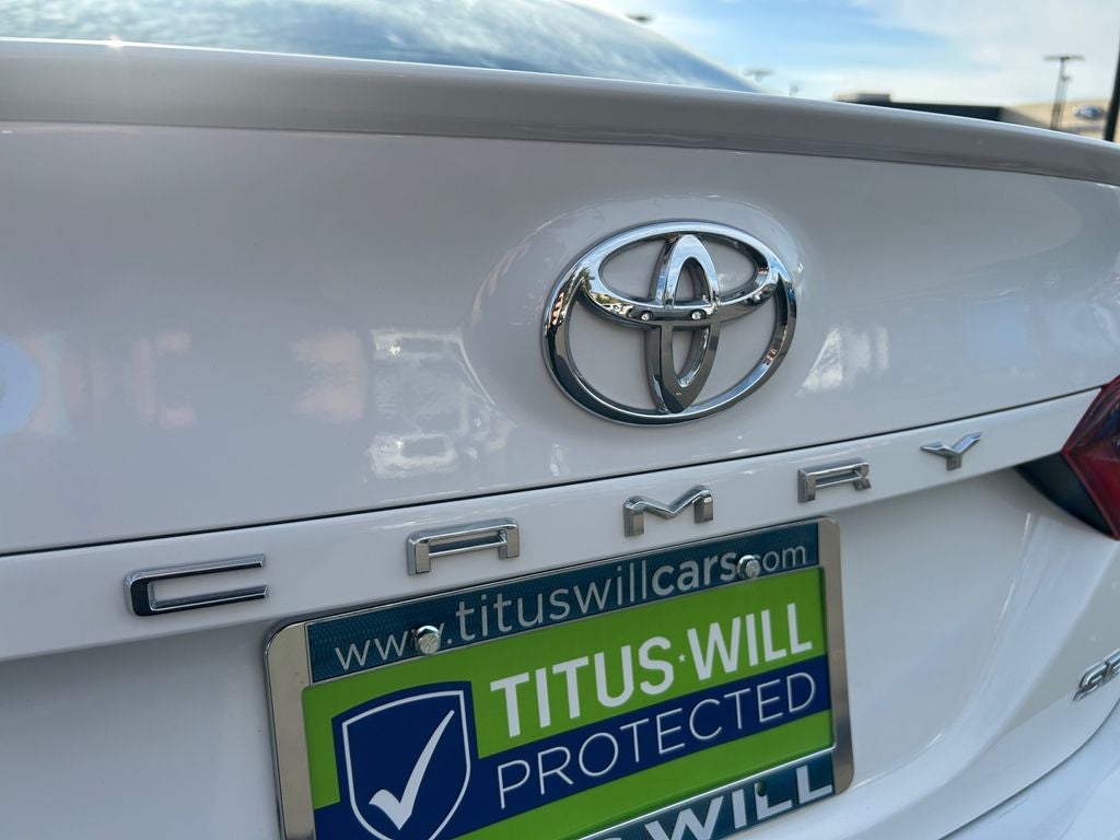 2022 Toyota Camry SE