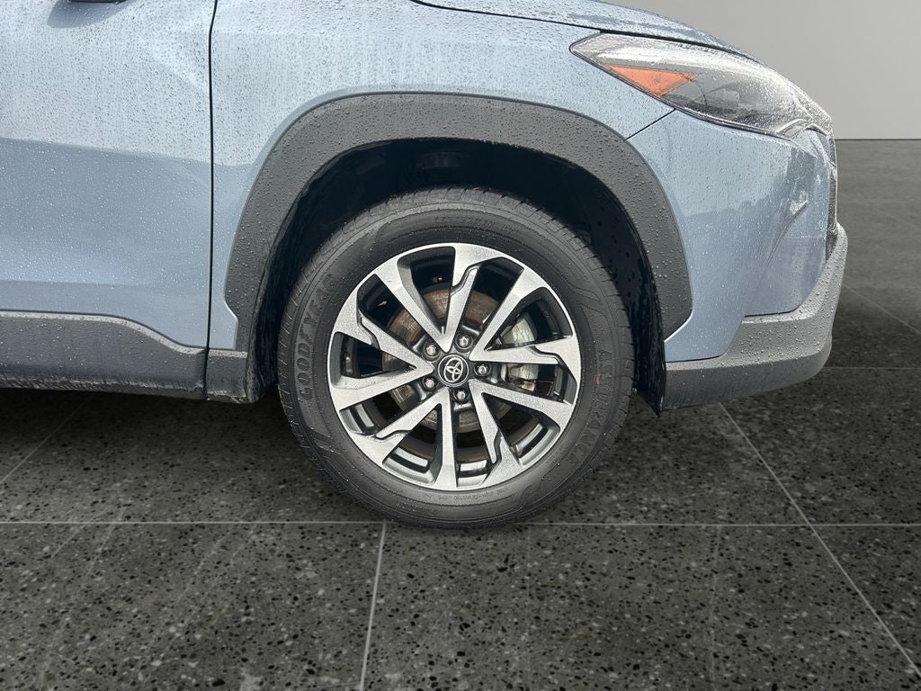 2024 Toyota Corolla Cross XLE
