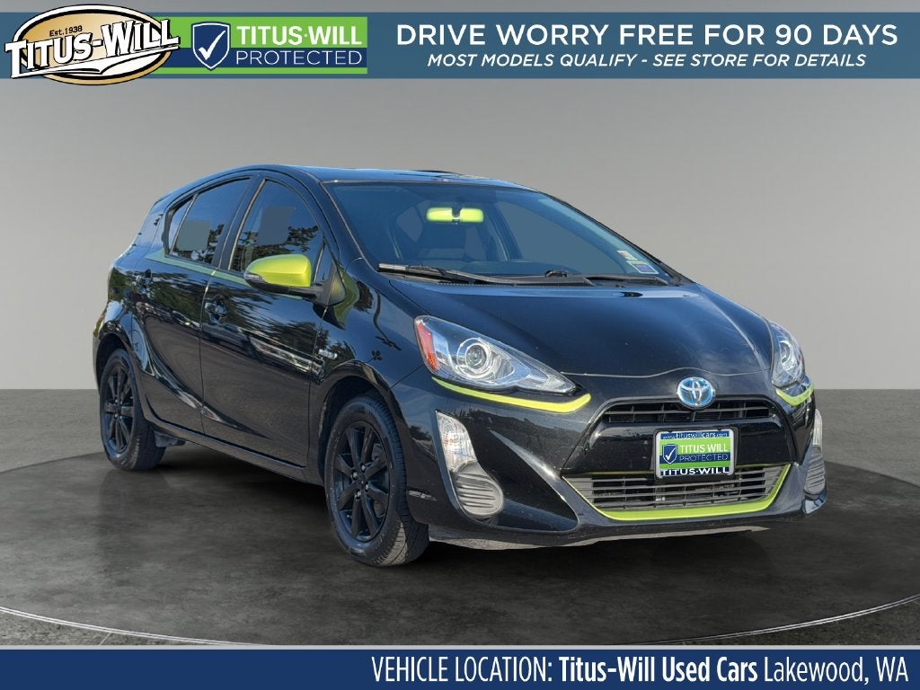 2016 Toyota Prius c Persona Series