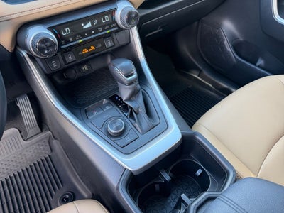2023 Toyota RAV4 Hybrid XLE Premium