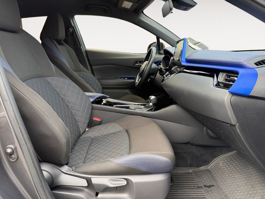 2021 Toyota C-HR XLE