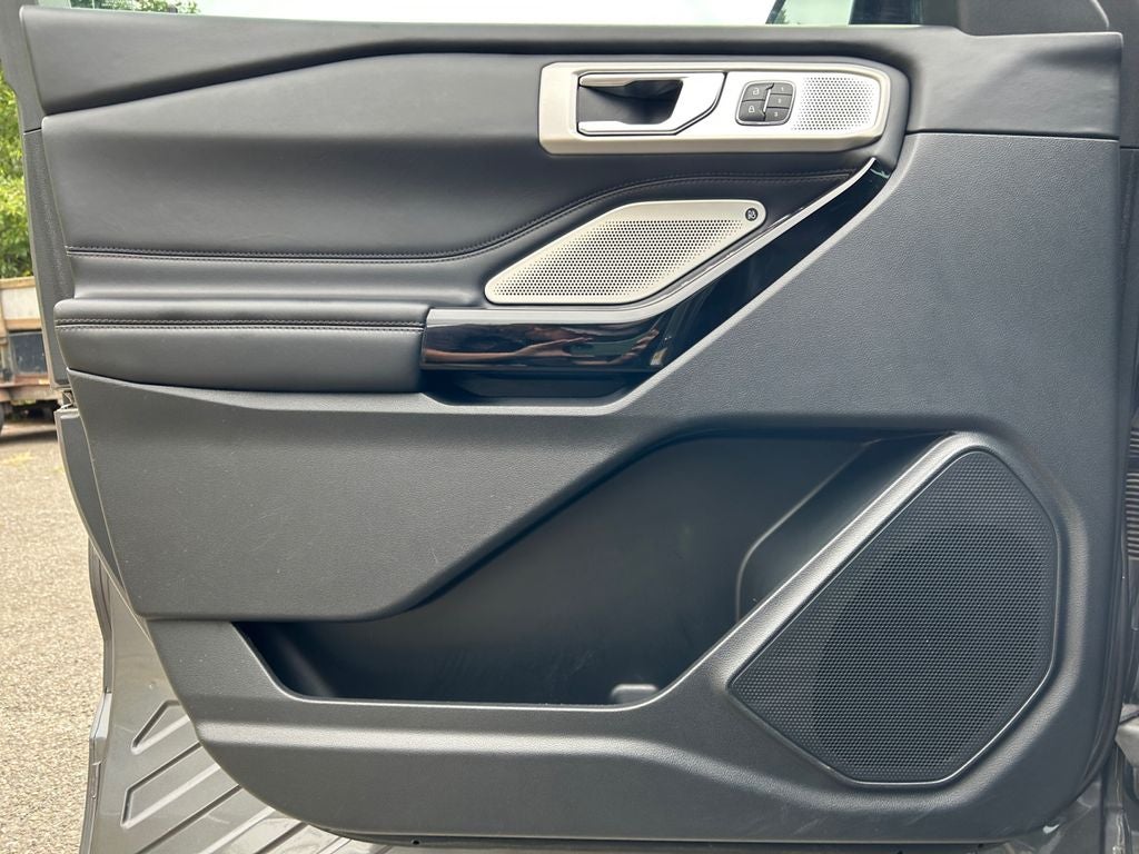 2021 Ford Explorer Platinum