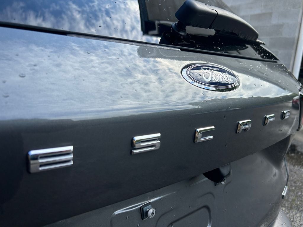 2025 Ford Escape Plug-In Hybrid Base