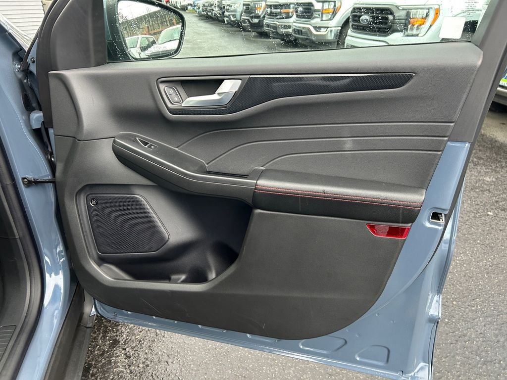 2024 Ford Escape ST-Line Elite