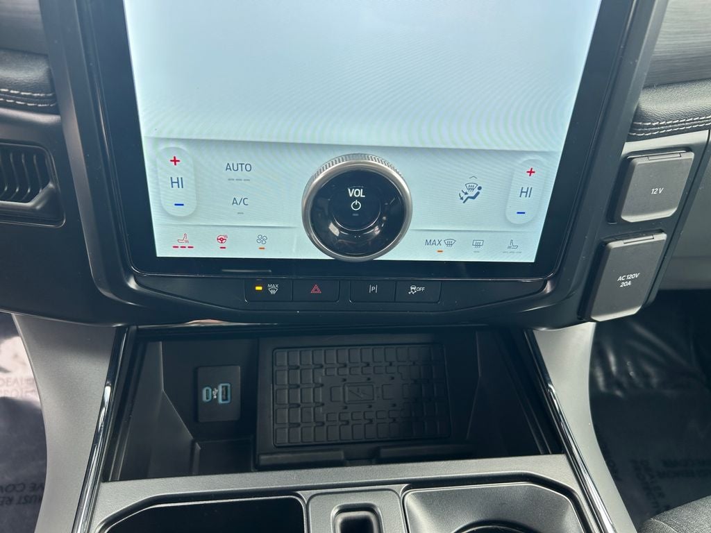 2024 Ford F-150 Lightning Flash