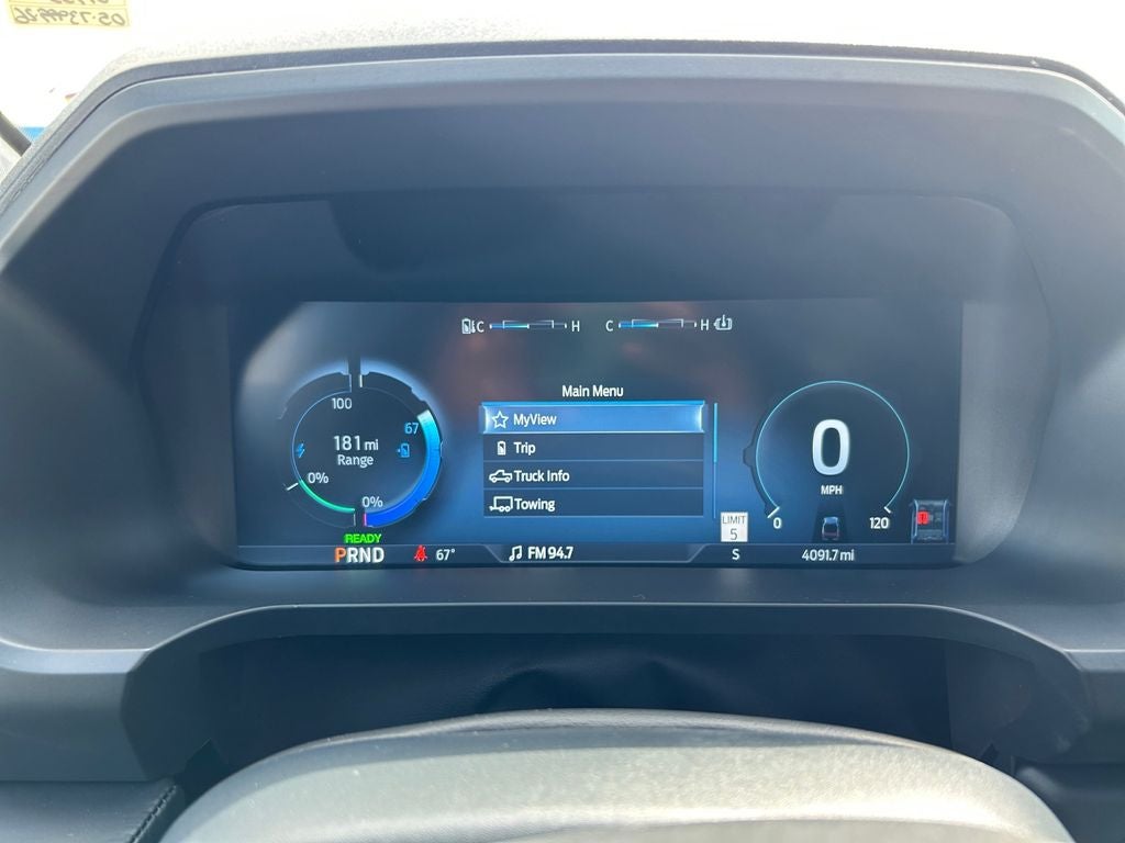 2025 Ford F-150 Lightning Platinum