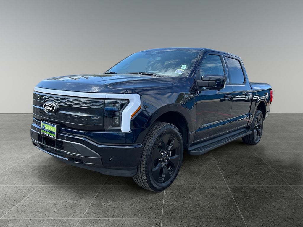 2025 Ford F-150 Lightning Platinum