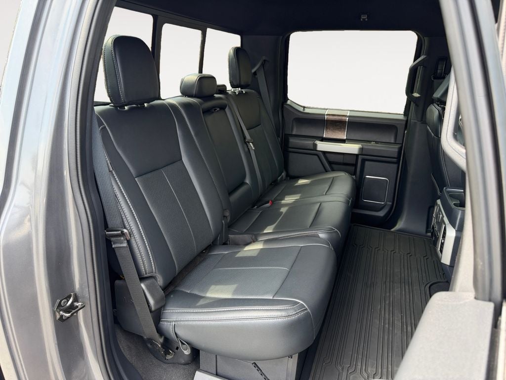 2022 Ford F-450SD Lariat DRW